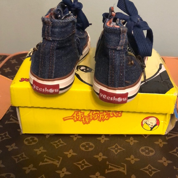 BNIB YEESHOW DENIM HIGHTOP SNEAKERS 👟. Super cool - Picture 2 of 3